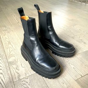 Leather Zara lug boot